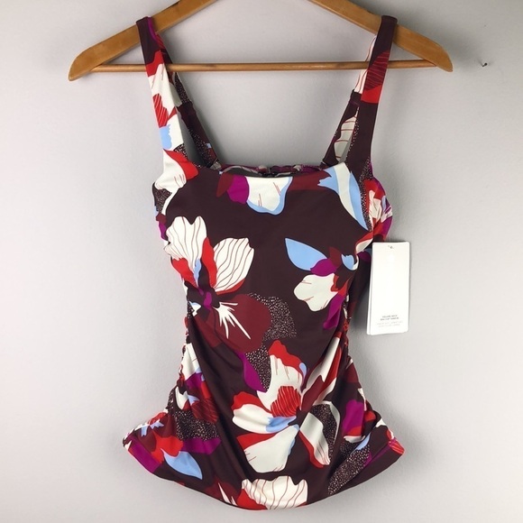NEW Athleta Square Neck Tankini Bra Top 80% Recycled Nylon Size 32 B/C Swimsuit - Picture 2 of 16